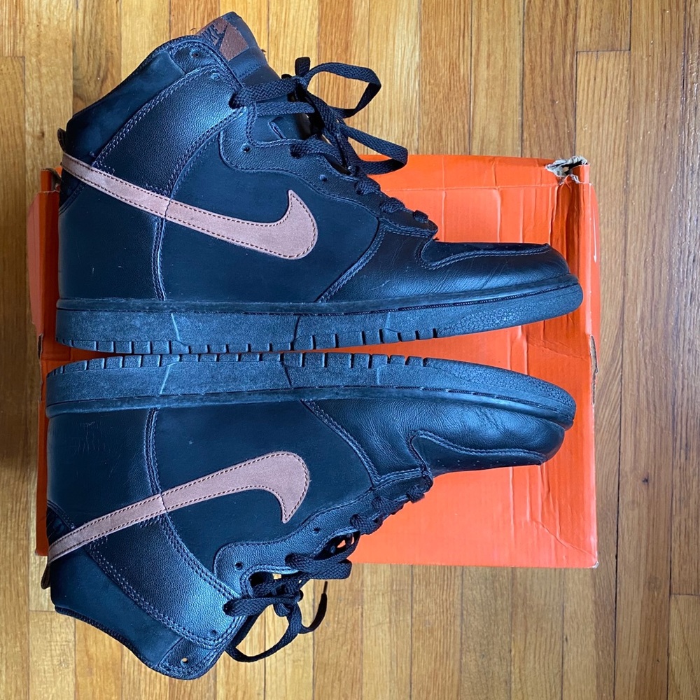 Nike Dunk high ‘Rustic Black’ size 9.5M